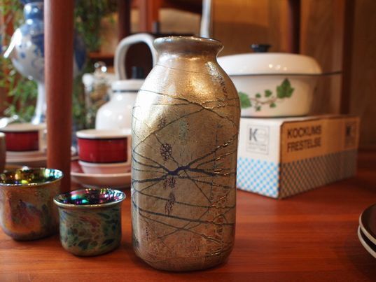 江副行昭 ぐい呑みと花瓶: 国分寺市の古道具 kasugai - 鎹