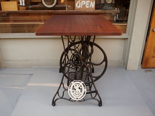 デンマークAksel Kjersgaard チーク材マガジンラック